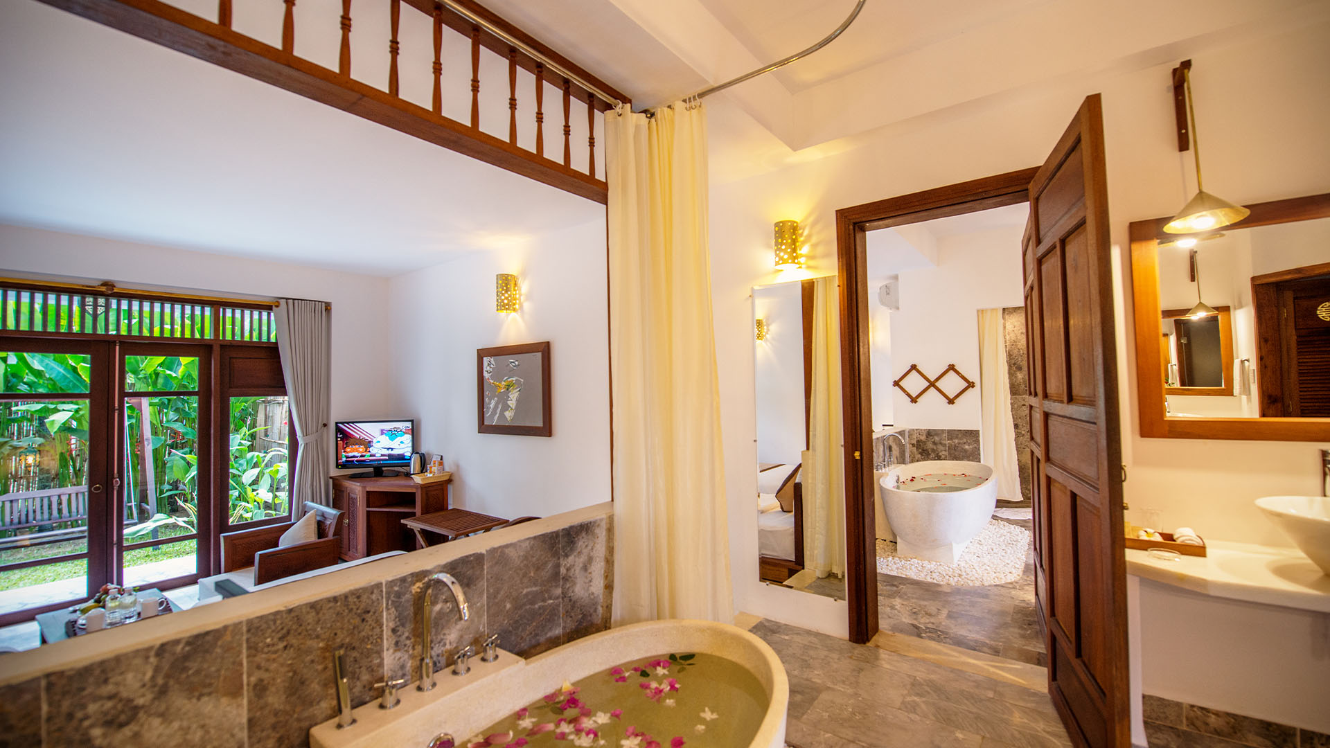 Nourish & Discover: Yoga Retreat in Hoi An